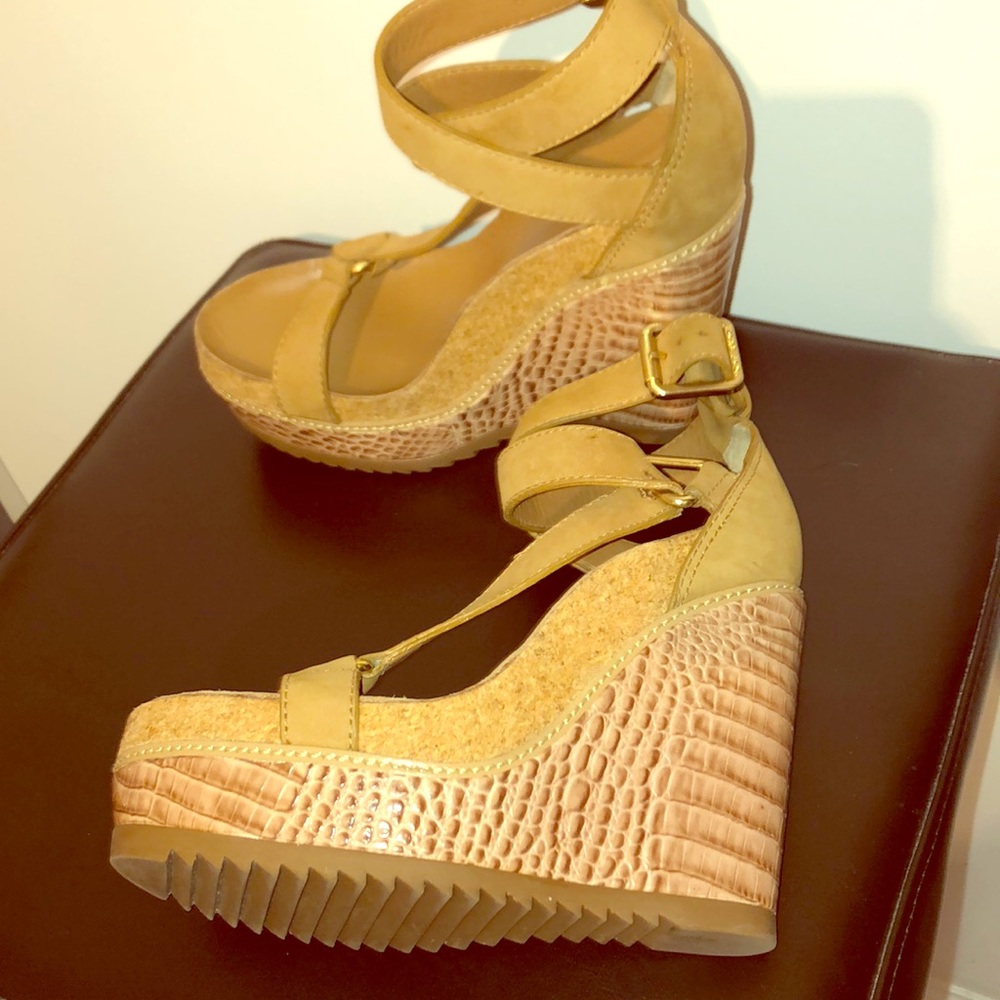 Tory Burch shoes. Never worn.